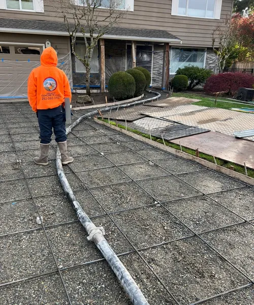 Broom Finish Driveway With Decorative Borders in Edmonds 